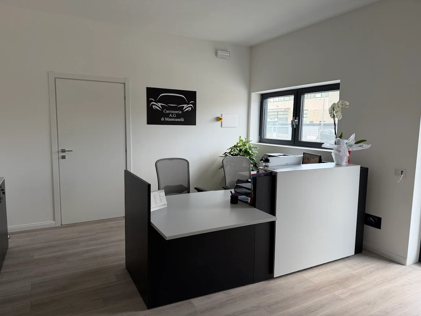 Ufficio Carrozzeria A.G - accoglienza clienti